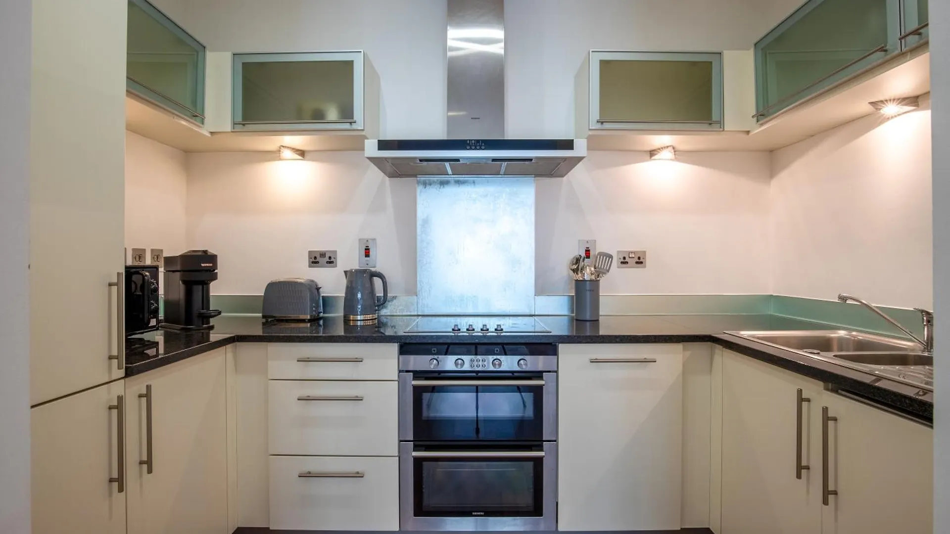 Londwell, Canary Wharf Boutique Balcony Apartment Londen Verenigd Koninkrijk